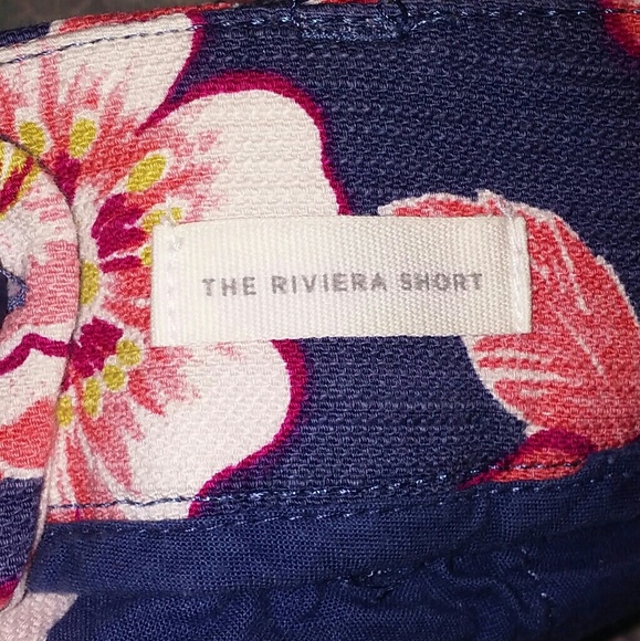 Ann Taylor Loft floral print Riviera shorts - Picture 3 of 4